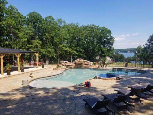 pool contractor, liner replacement, pool equipment, and pool maintenance | Dream Works Pools LLC | Upstate, South Carolina